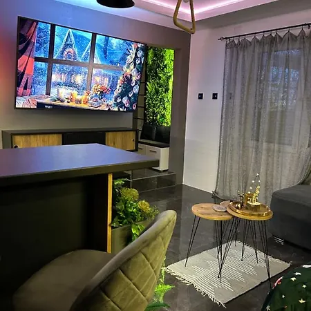 Beta Lux Apartment *